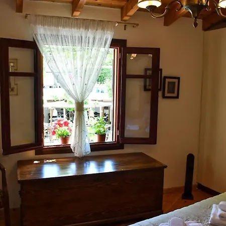 Selena Guest House Krasi Exterior photo